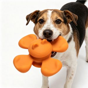 Dog chewing flower shaped rubber pet toy